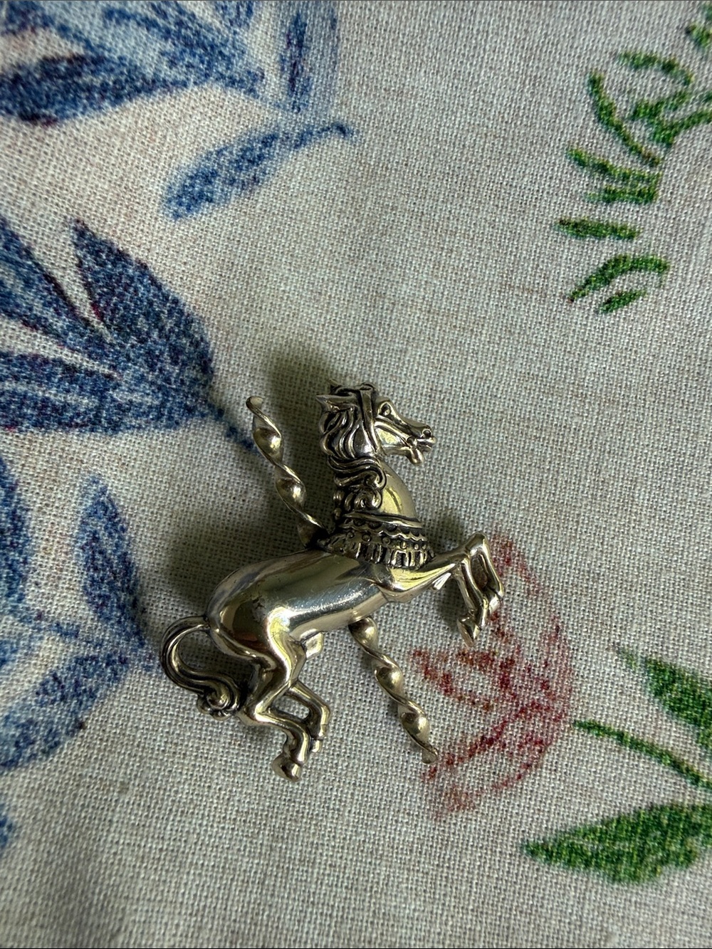 Vintage mid-century carousel Sterling horse brooch manufactured by Beaucraft Inc